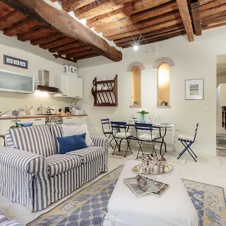 Apartman 1400's Apartment, Stylish Smart Ground Floor Inside